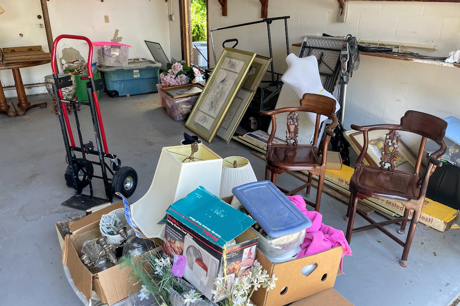 Estate Cleanouts | Saul Hauls Junk Junk Removal