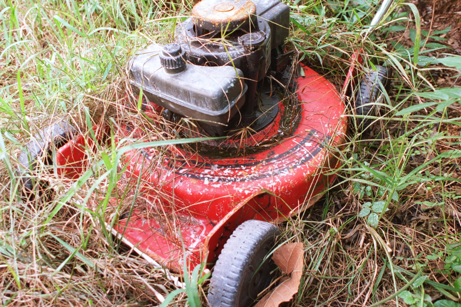 Lawn Mower Removal | Saul Hauls Junk Junk Removal